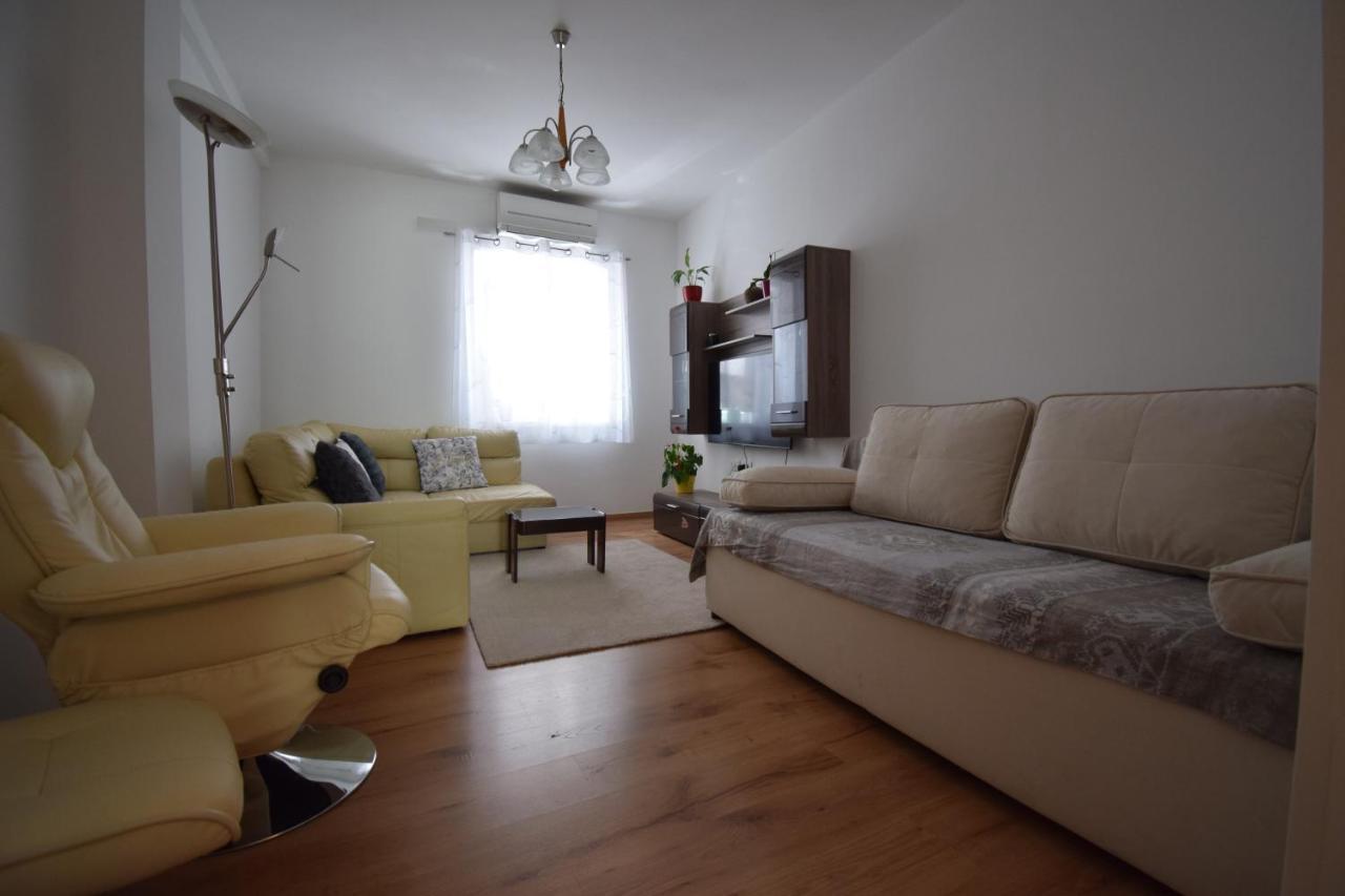 Apartment Adem Koper Exteriér fotografie
