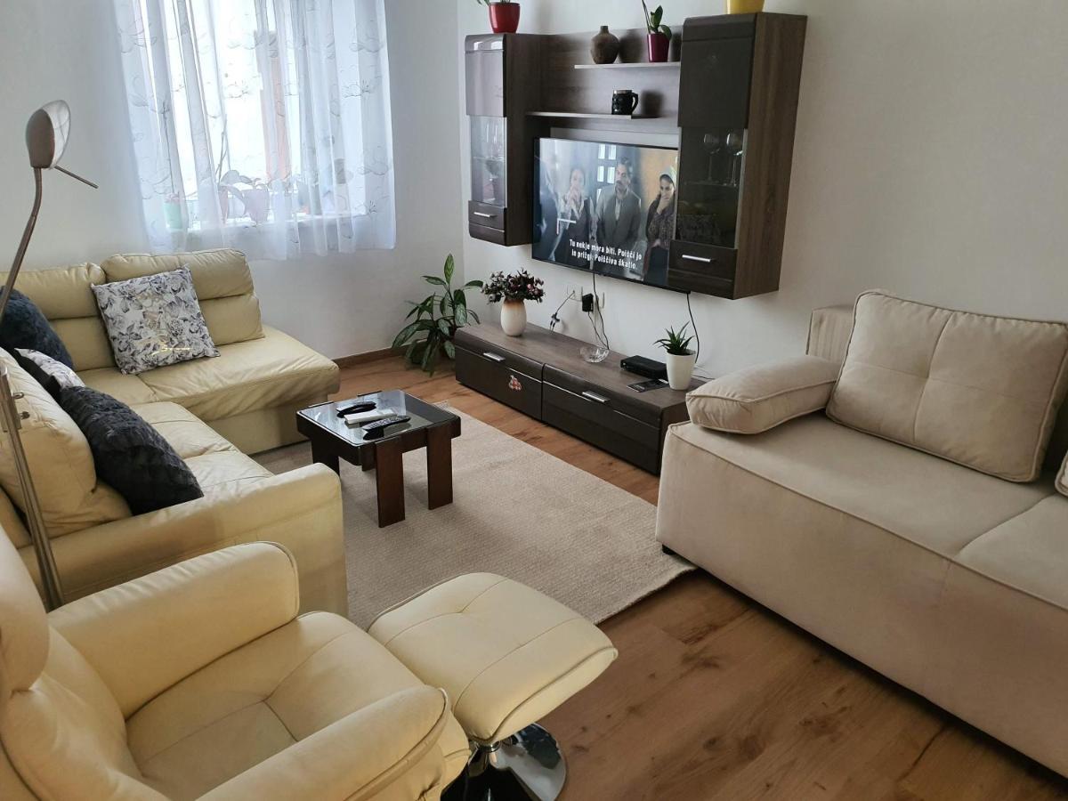 Apartment Adem Koper Exteriér fotografie